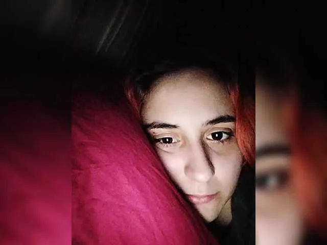 Emaprincessa – webcam model profile photo