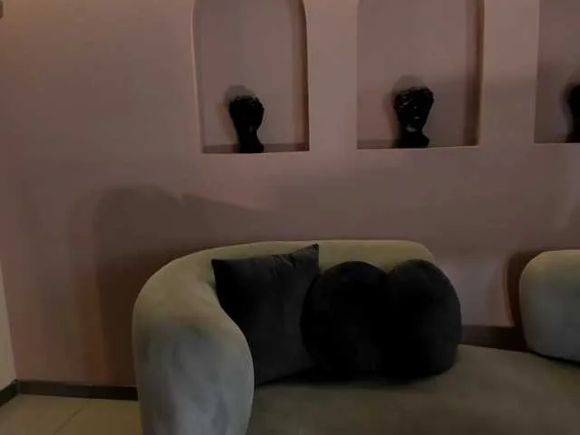 ScarlettBoss – webcam model profile photo