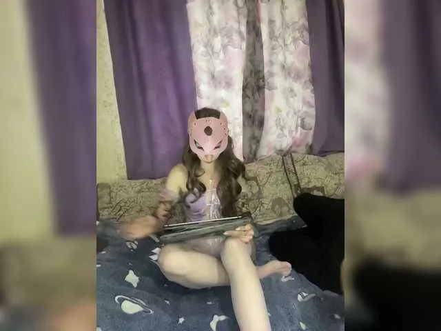 Sun-Moon – webcam model profile photo