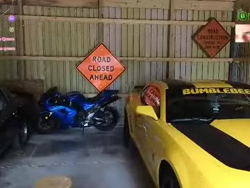 gravebabyxo – webcam model profile photo Image 9