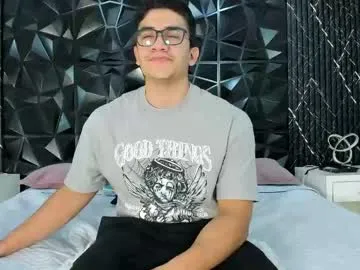 Libely – webcam model profile photo Image 19