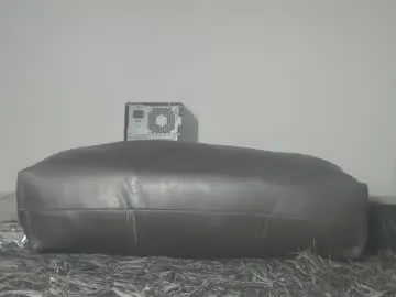 GlamGran – webcam model profile photo Image 2